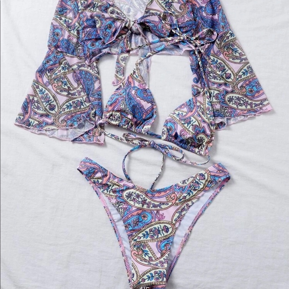 ISO THESE BIKINIS